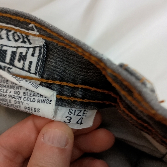 BRAXTON Stretch Jeans Burmuda Shorts with Logo (#1,428) - Picture 3 of 8